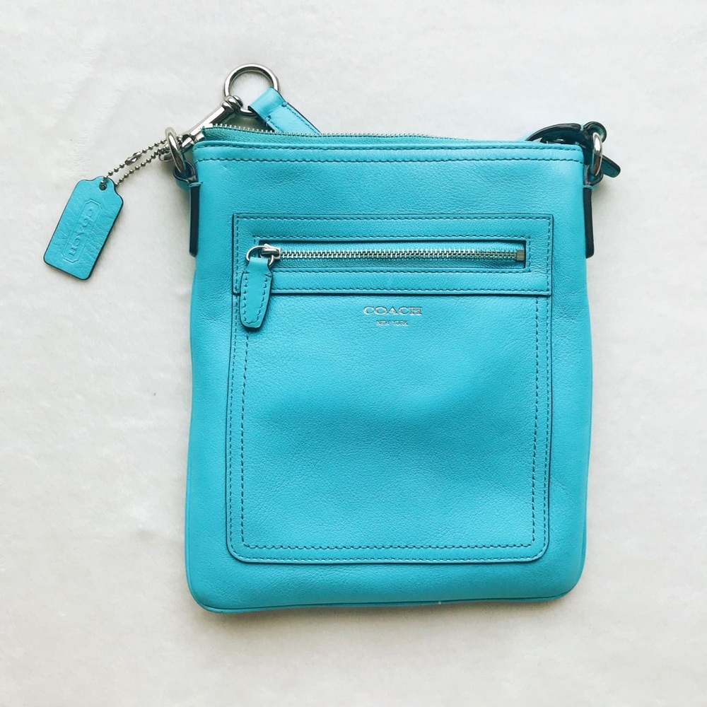 Coach Swing Pack Crossbody Robin’s Egg Blue